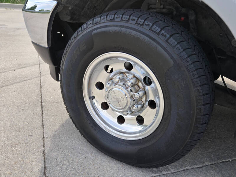 2003 Ford Excursion XLT