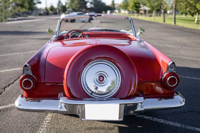 1956 Ford Thunderbird