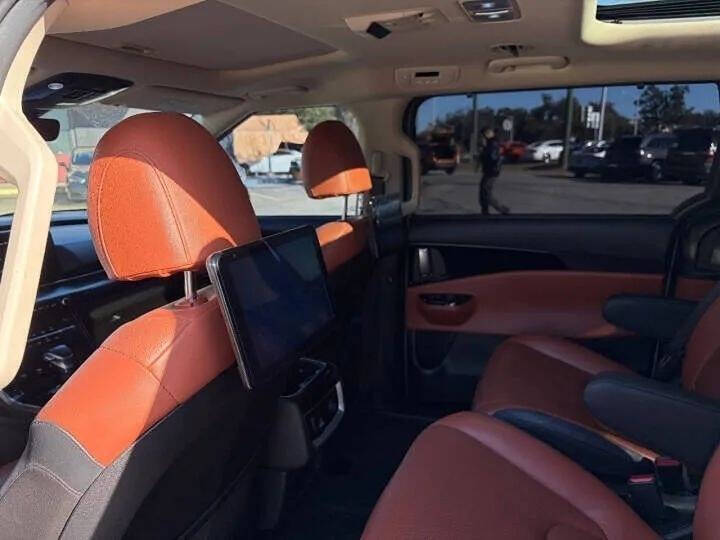 2022 Kia Carnival SX Prestige