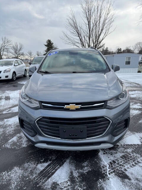 2019 Chevrolet Trax LT photo 3