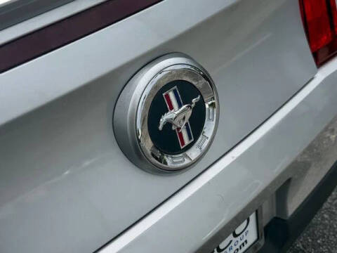 2012 Ford Mustang V6 Premium