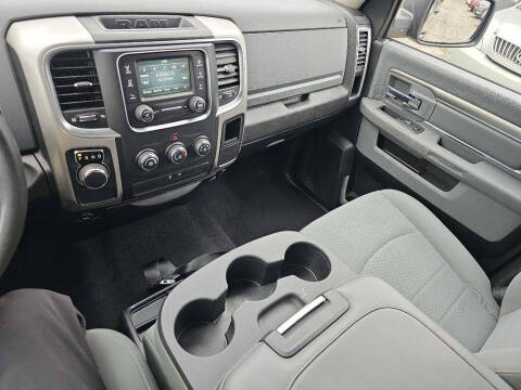 2020 RAM 1500 Classic SLT