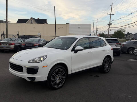 2017 Porsche Cayenne Platinum Edition