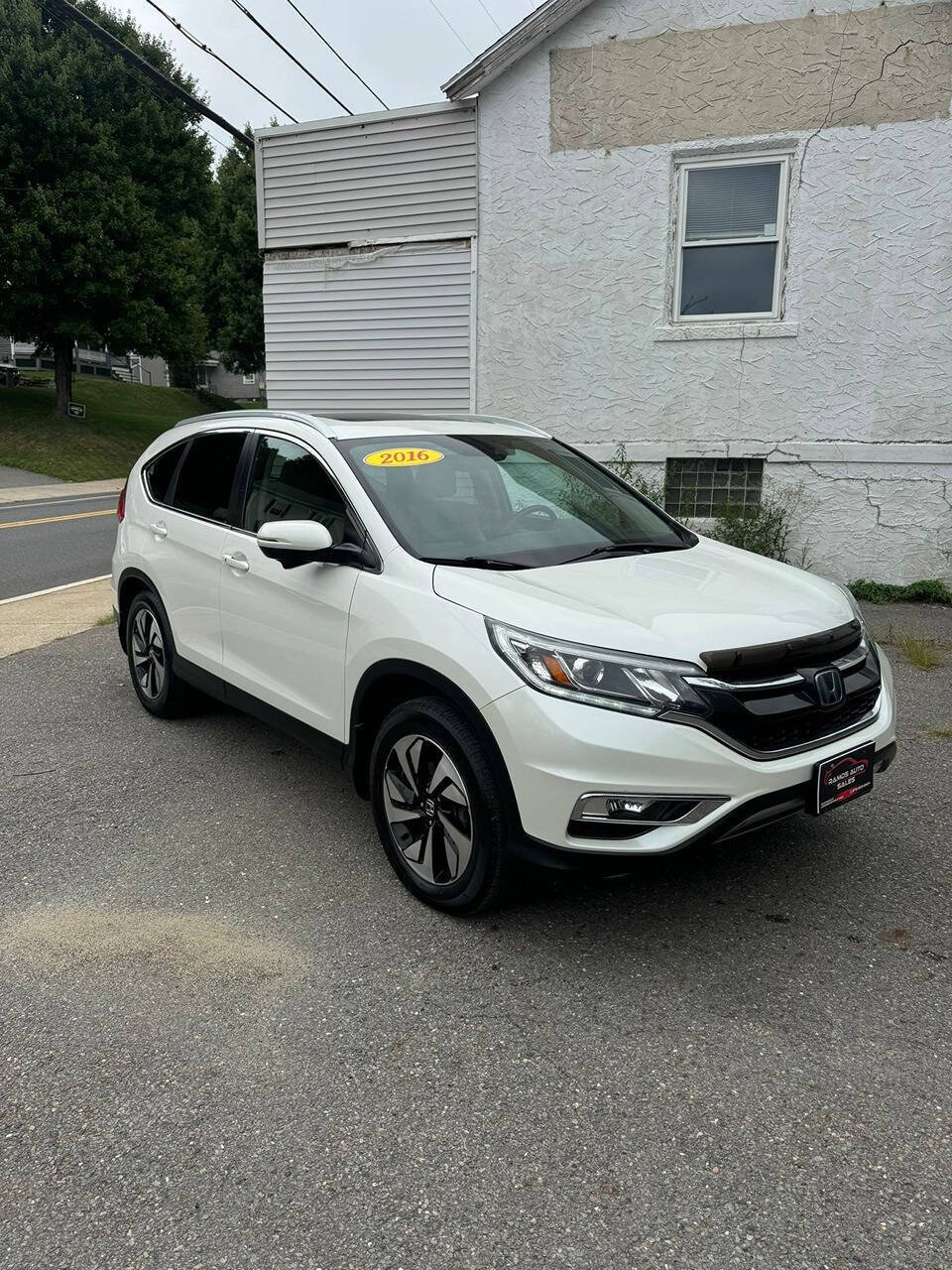 2016 Honda CR-V for sale at Ramos Auto Sales LLC in Leominster, MA