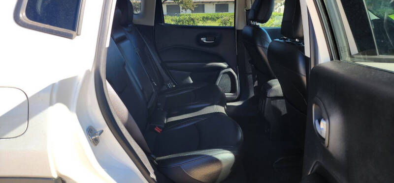 2020 Jeep Compass Sun and Safety Edition