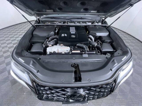 2024 Lexus LX 600 F SPORT Handling