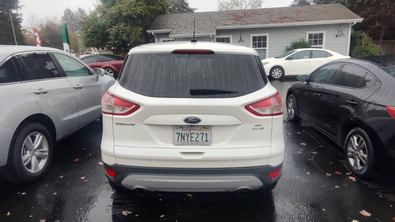 2014 Ford Escape SE