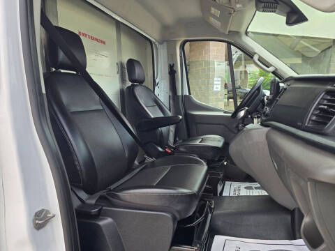 2023 Ford Transit