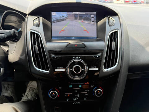 2017 Ford Focus SEL