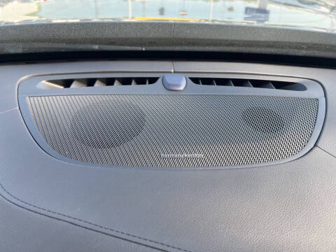 2023 Volvo XC90 Recharge T8 Ultimate Bright Theme 7P