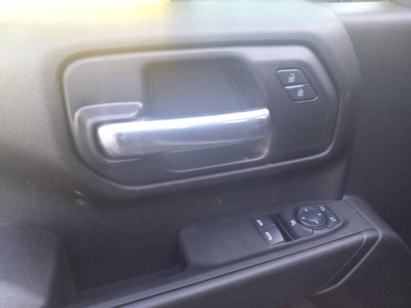 2025 GMC Sierra 2500HD Pro