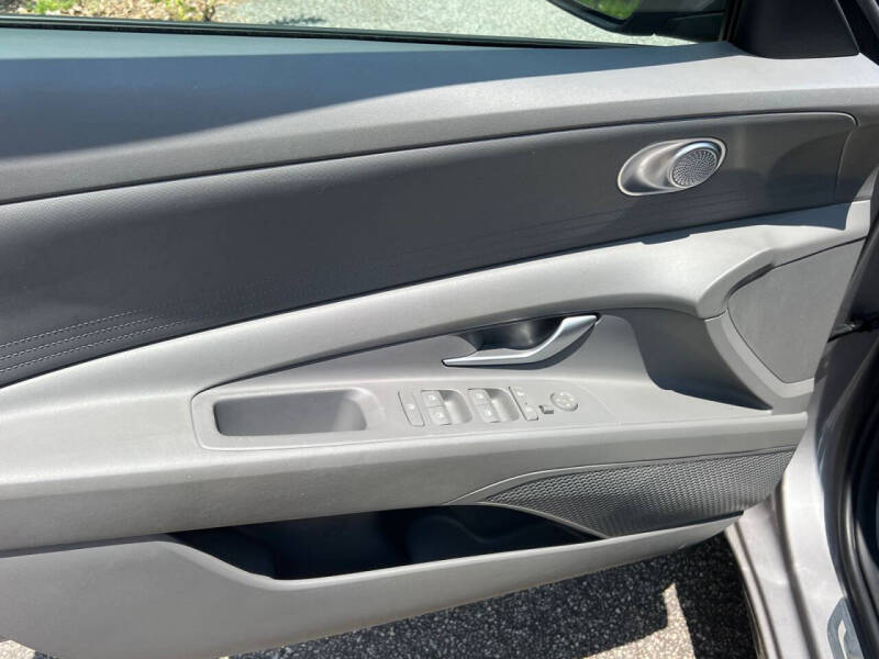 2022 Hyundai Elantra