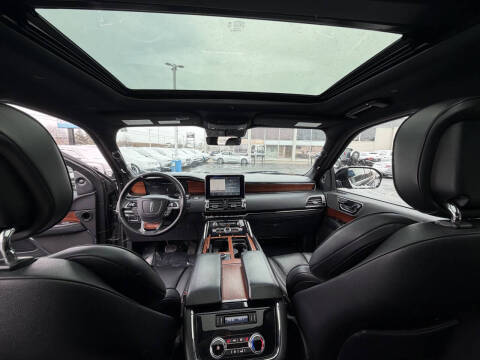 2018 Lincoln Navigator Select