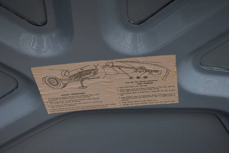 1957 Ford Thunderbird