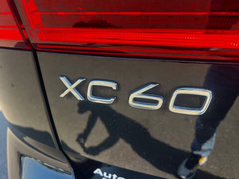 2023 Volvo XC60 B5 Core