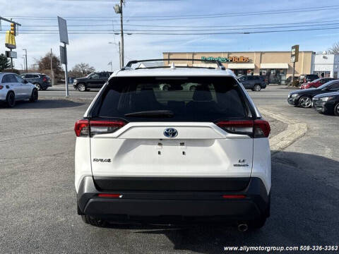 2022 Toyota RAV4 Hybrid LE