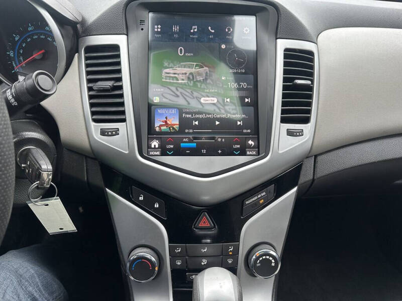 2013 Chevrolet Cruze LS Auto