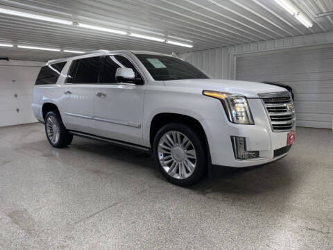 2016 Cadillac Escalade ESV Platinum