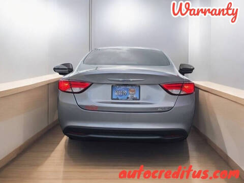 2017 Chrysler 200 LX