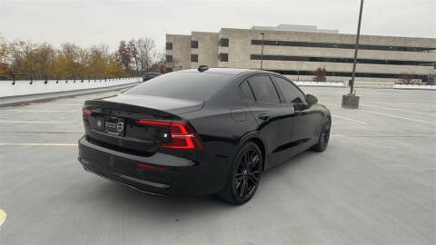 2023 Volvo S60 B5 Plus Black Edition