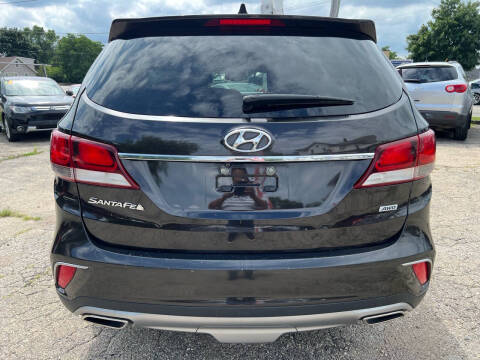 2017 Hyundai Santa Fe SE