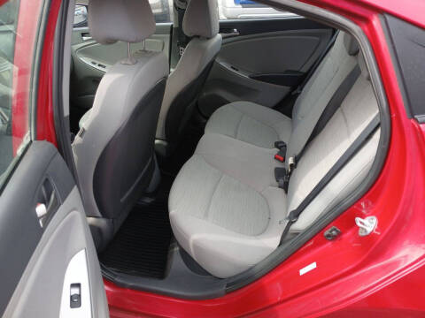 2017 Hyundai Accent SE