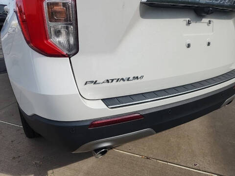 2022 Ford Explorer Hybrid Platinum