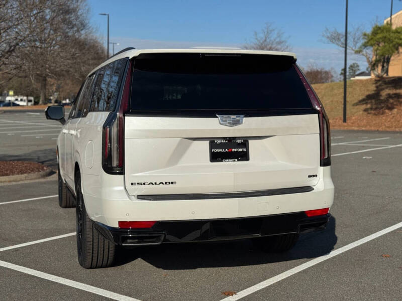 2023 Cadillac Escalade ESV Sport