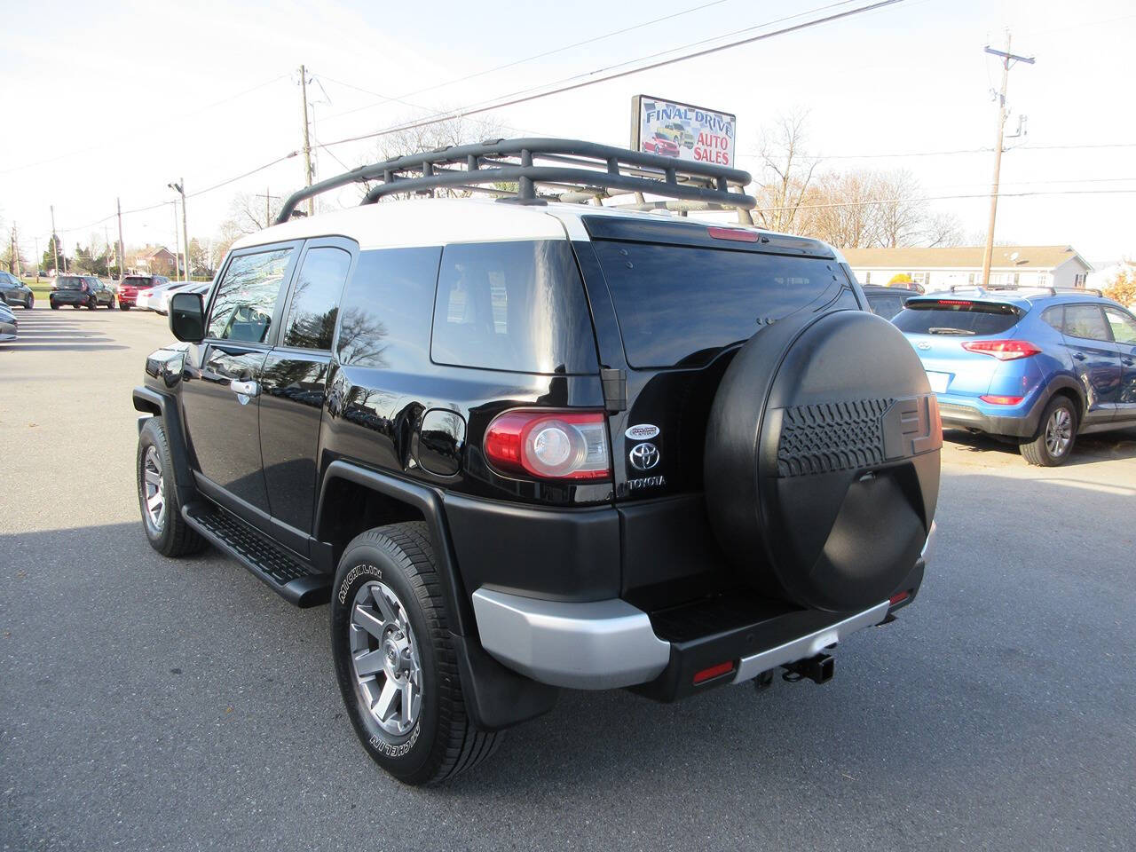 2014 Toyota FJ Cruiser for sale at FINAL DRIVE AUTO SALES INC in Shippensburg, PA