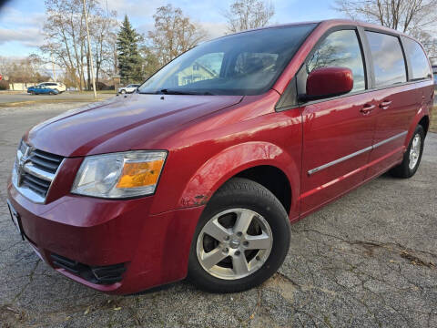 2008 Dodge Grand Caravan for sale at Car Castle in Zion IL