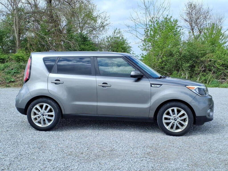 2019 Kia Soul +