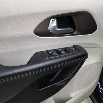 2018 Chrysler Pacifica Touring Plus