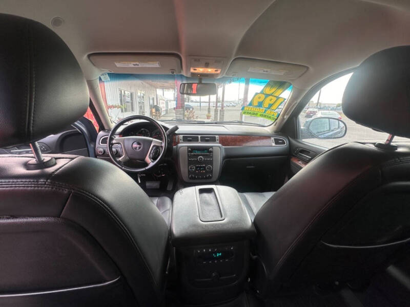 2010 GMC Yukon XL SLT