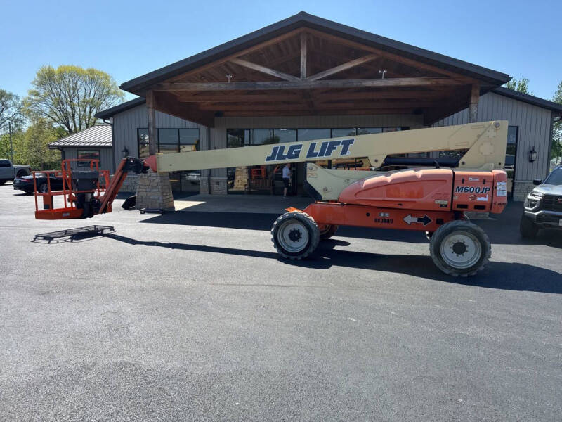 2014 JLG M600JP