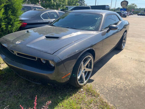 2015 Dodge Challenger SXT