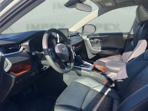 2019 Toyota RAV4 Adventure