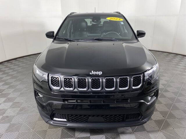 2023 Jeep Compass Latitude Lux