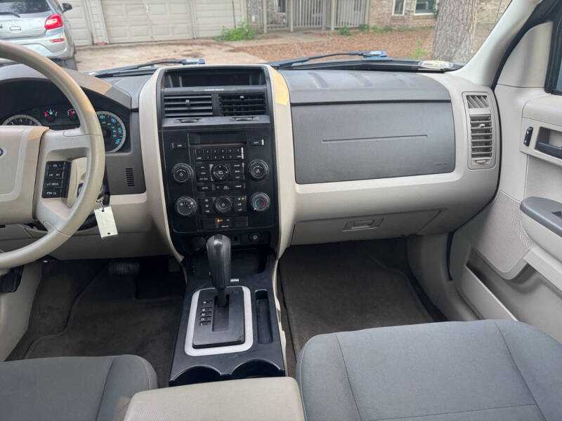 2011 Ford Escape XLS
