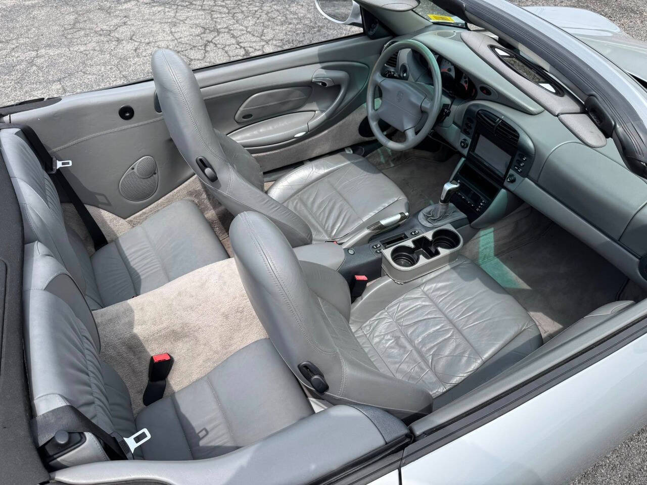 1999 Porsche 911 42