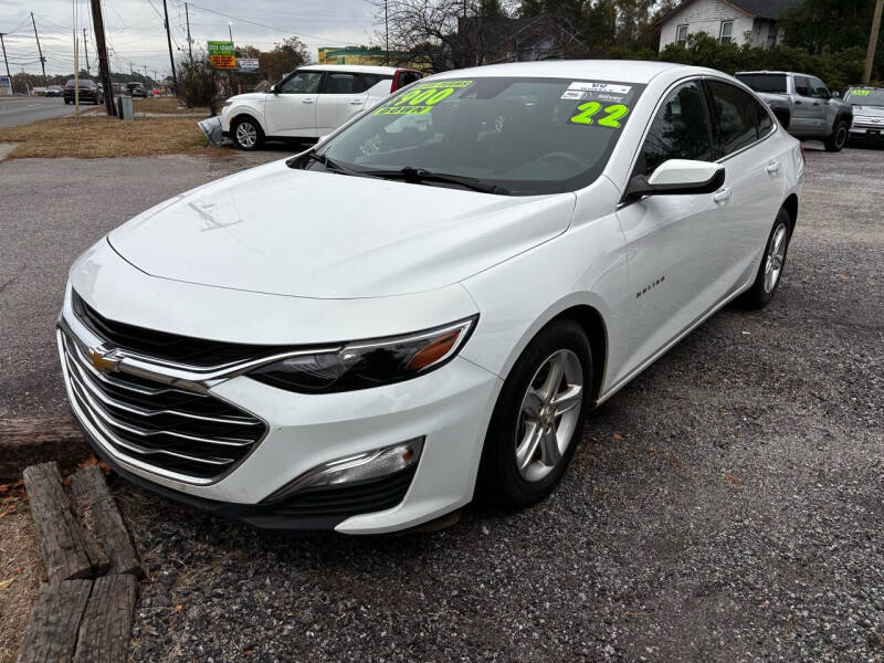 2022 Chevrolet Malibu 1FL's photo