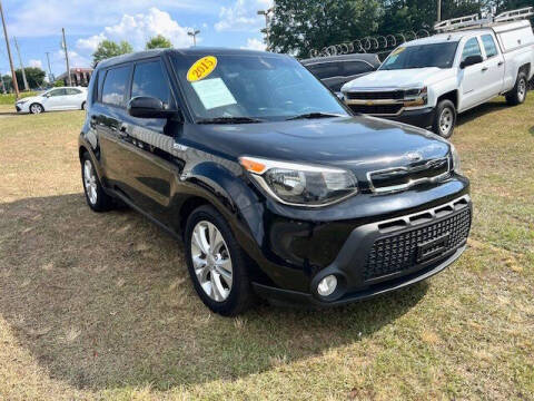 2015 Kia Soul +