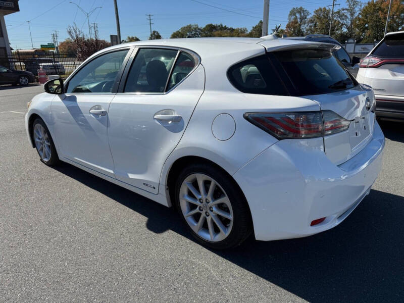2013 Lexus CT 200h