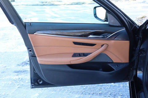 2018 BMW 5 Series 530i