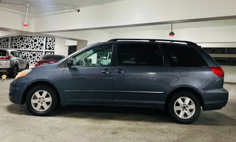2007 Toyota Sienna LE 7-Passenger