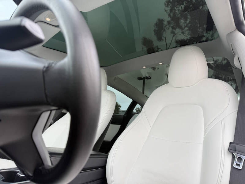 2020 Tesla Model 3 Standard Range Plus