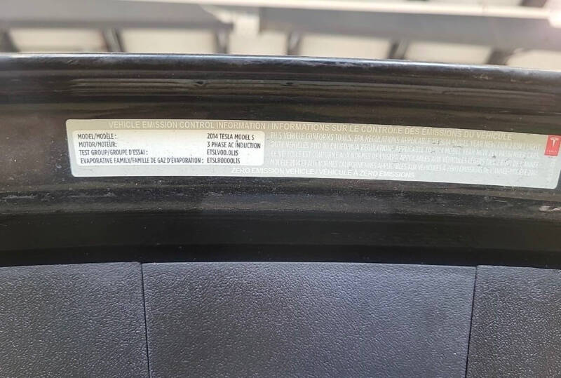 2014 Tesla Model S 85