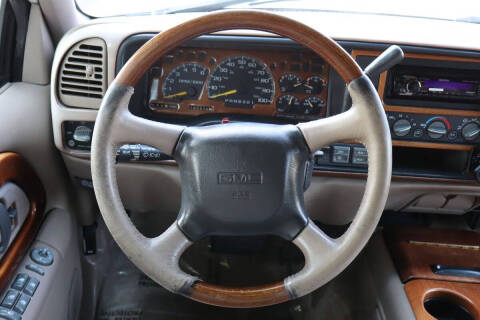 1999 GMC Suburban