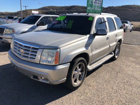 2005 Cadillac Escalade for sale at Hilltop Motors in Globe AZ