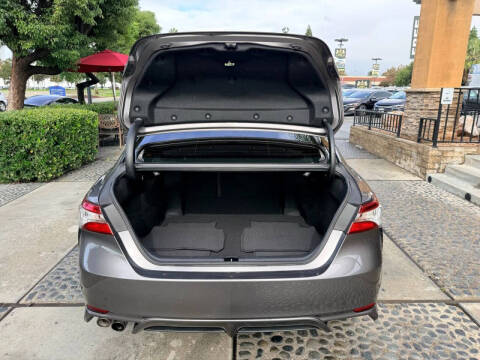 2019 Toyota Camry Hybrid