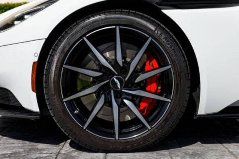 2019 Aston Martin DB11 Volante